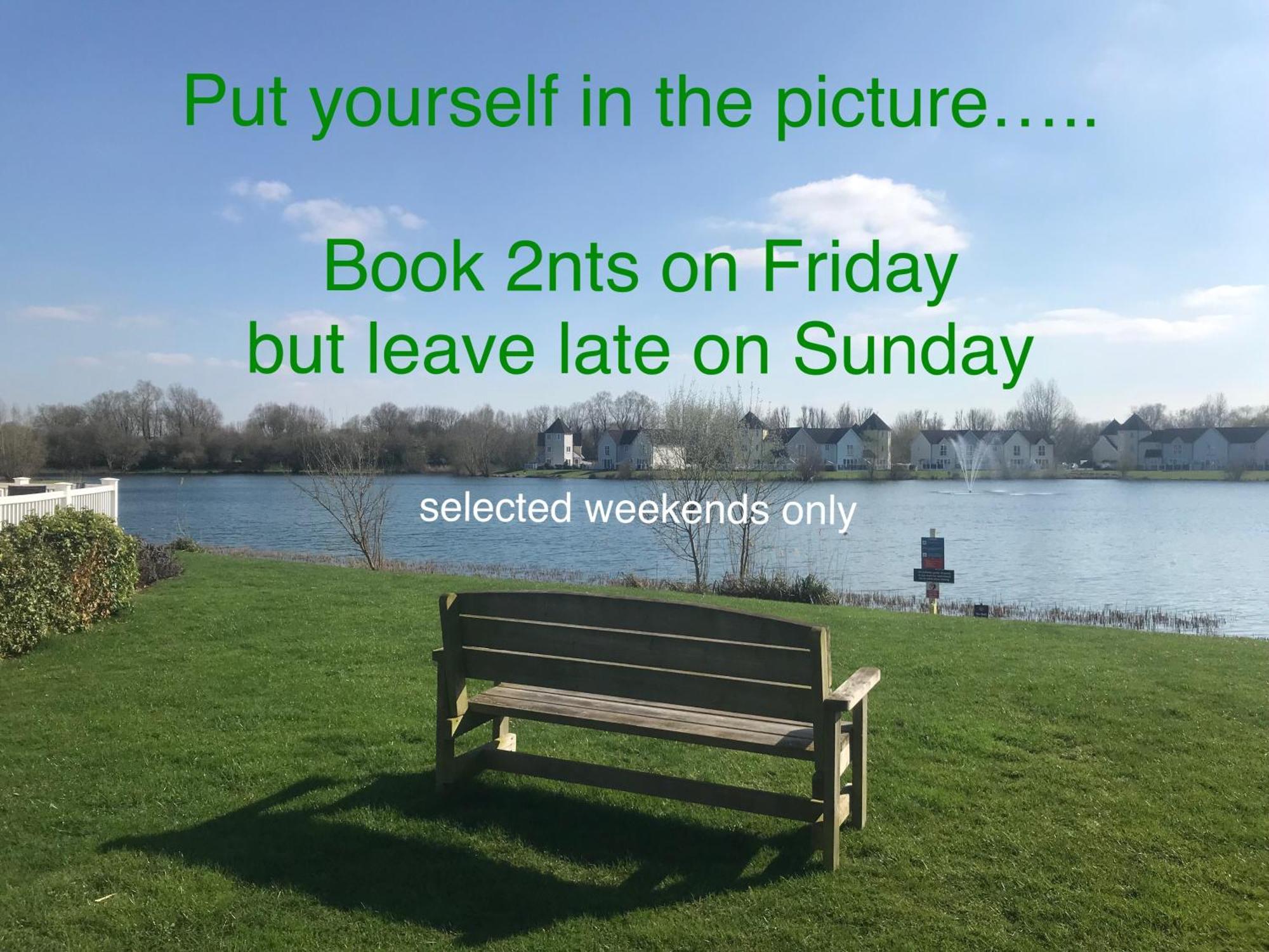 Liming Lodge - Lakeside Home In The Cotswolds South Cerney Esterno foto